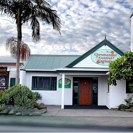 Coromandel Central Cottage Luxury W Spa Bagian luar foto
